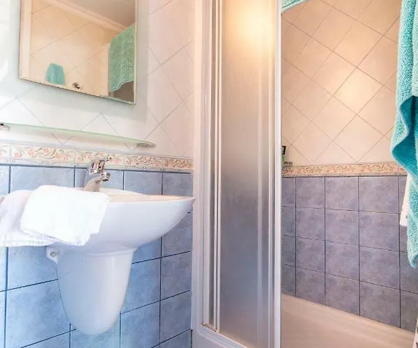 Galanis Guest house Symi