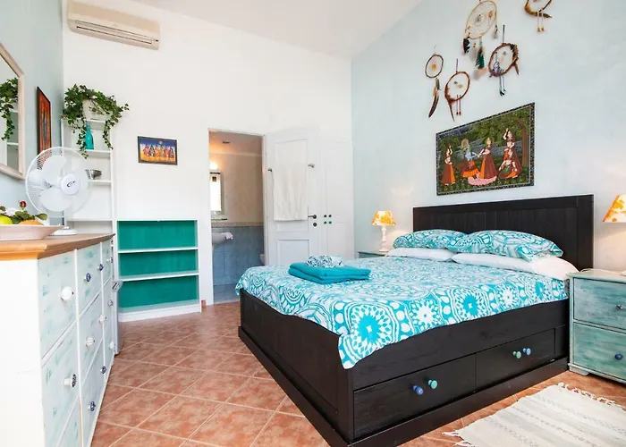 Galanis Guest house 4*